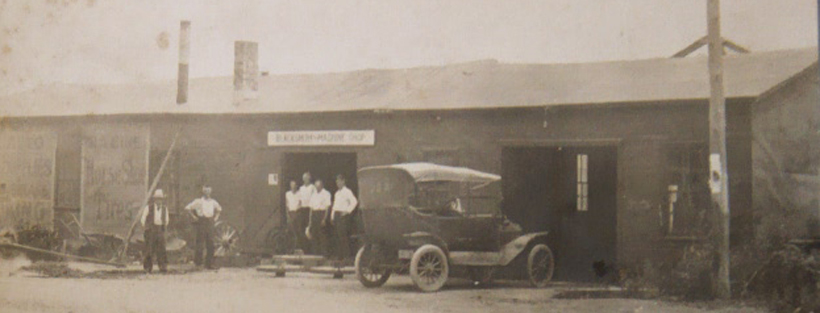 Rohlfing Machine & Blacksmith Shop, MN, 1910